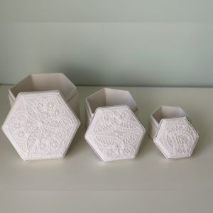 New Vintage handmade nesting boxes